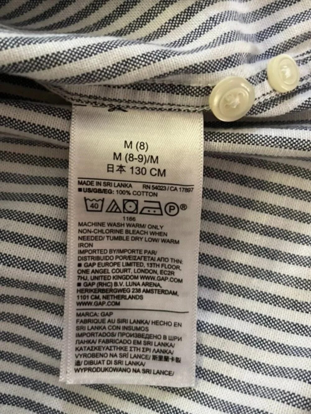 Gap Kids Bundle of Two Button Down Boy's Shirts Size M (8) EUC - Pristine